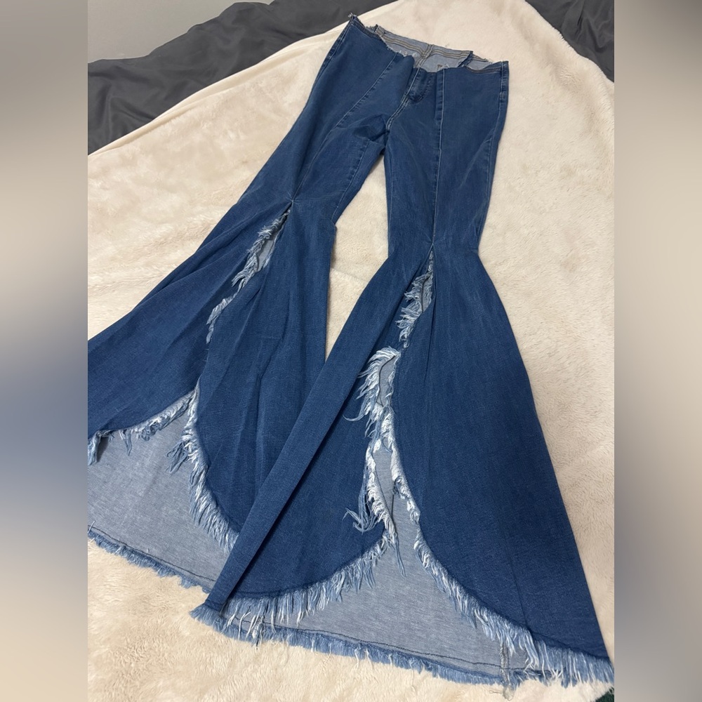 No Waistband Split Leg Flared Bellbottom Distressed Stretch Jeans - L